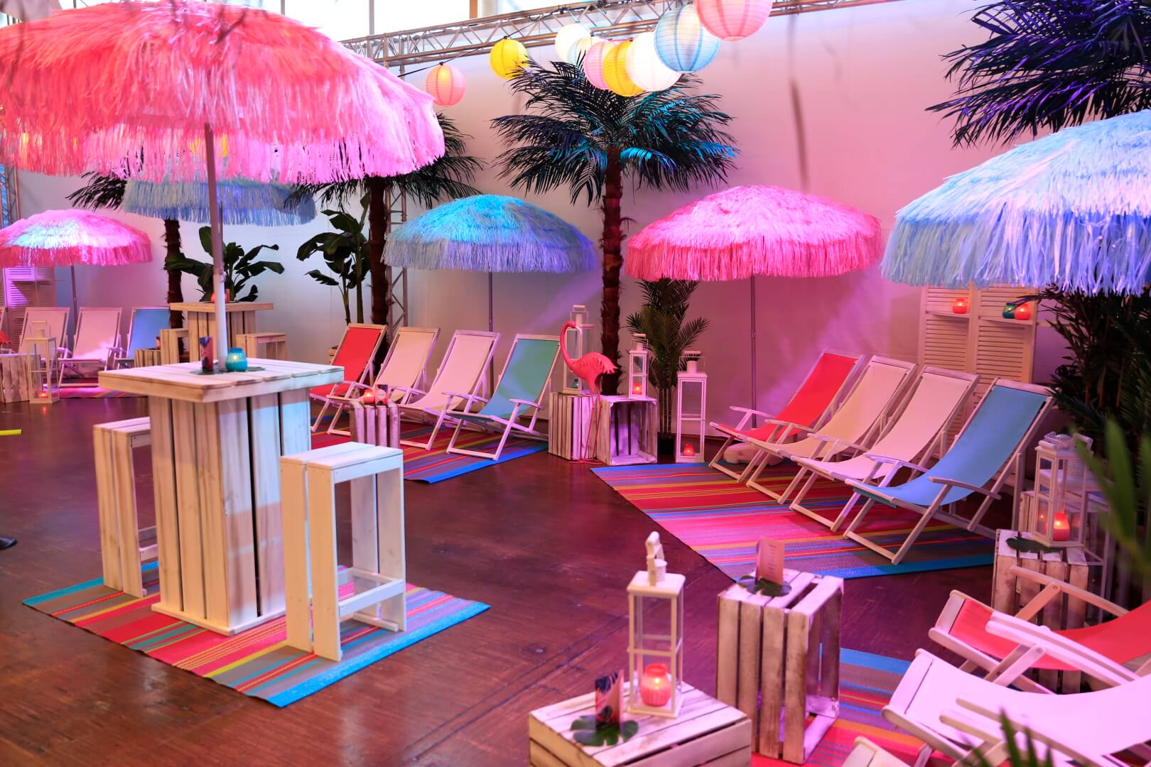 Palmen mieten | Pflanzen mieten | Strandkorb mieten | Liegestuhl mieten | Strandliegestuhl mieten | Suedseedeko leihen | Karibik Dekoration mieten | Hawaiideko ausleihen | Eventausstattung | Partyausstattung | Eventdekoration | Loungemoebel mieten | Eventmobiliar